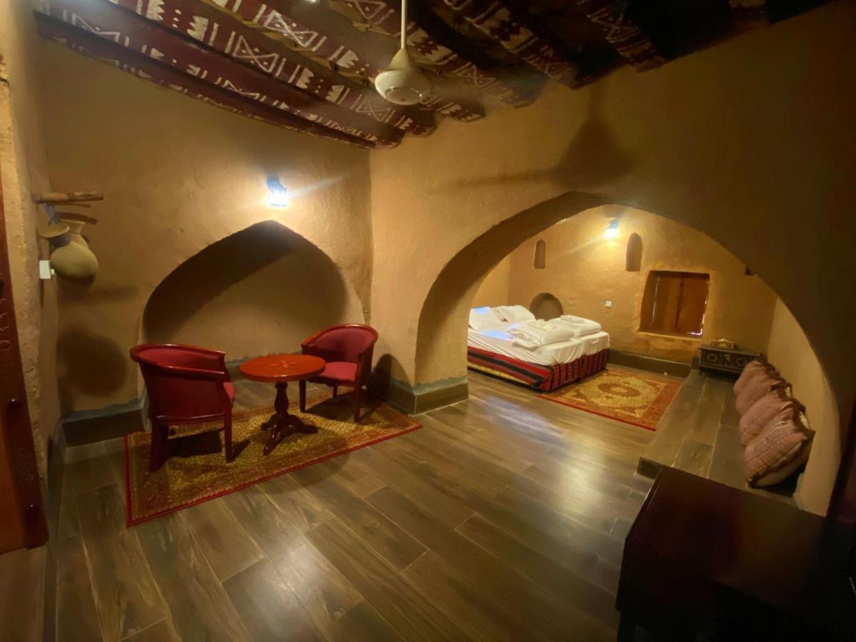 Bait Aljabal Hospitality Inn Al Ḩamrāʼ Buitenkant foto