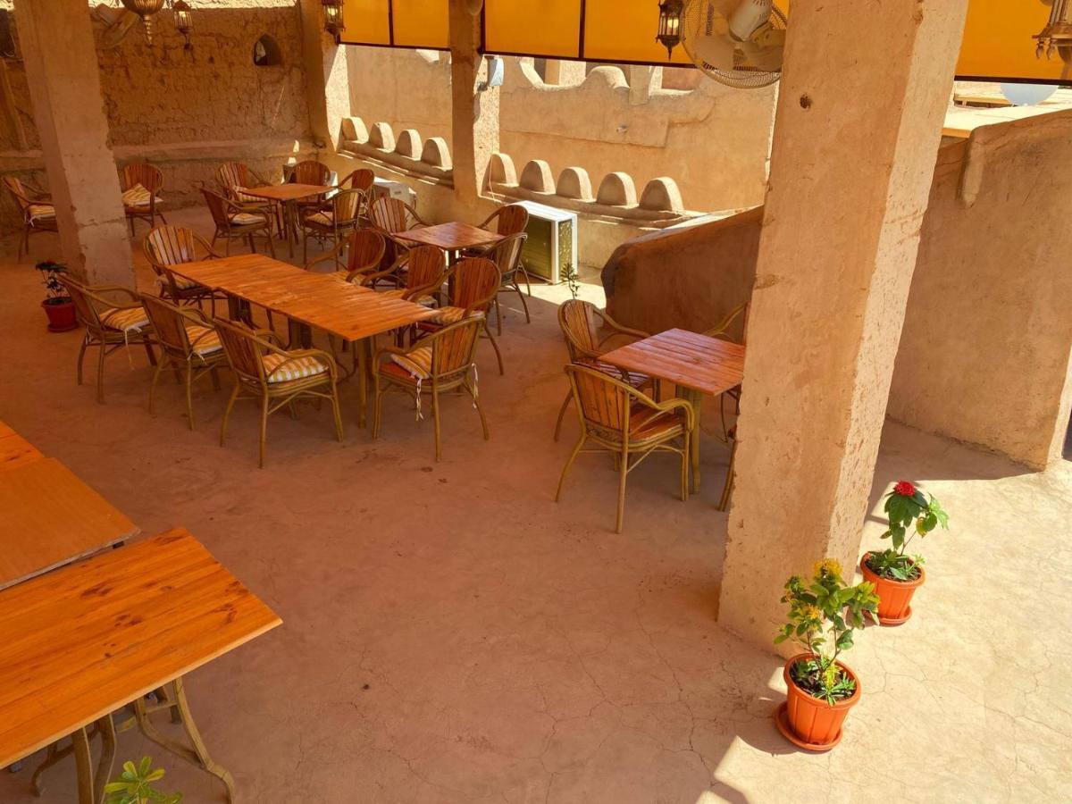 Bait Aljabal Hospitality Inn Al Ḩamrāʼ Buitenkant foto